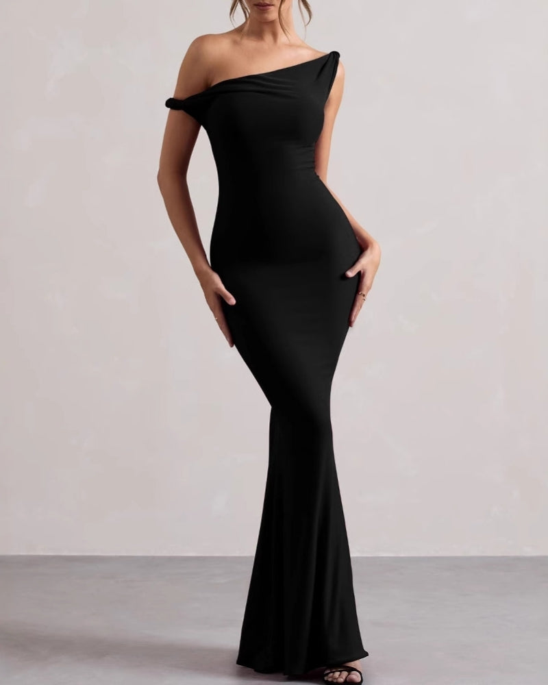 Vestido largo asimétrico